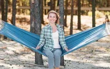 Качели и гамаки: крепление и безопасность